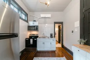 Sweet Deeana - The Historic Downtown Mobile Suite - Image 5
