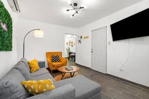 Modern and Cozy House | Near Miramar Beach - Image 5