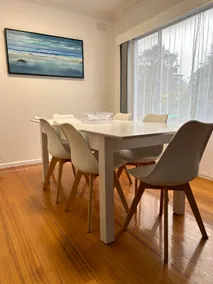 Pet Friendly, Central Location, close to Penguins - Image 3