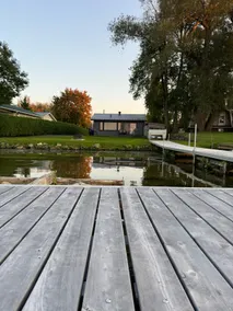 Le4672 Waterfront chalet, lake view | St-Anicet - Image 3