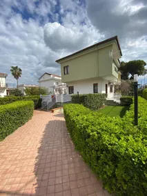 Absolute comfort villa with above-ground pool - Image 4