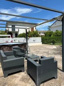 Absolute comfort villa with above-ground pool - Image 2