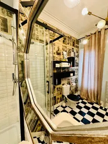 Guest Suite with Private Balcony - Image 4