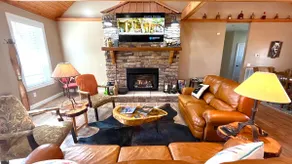 Limestone Lakehouse at the Cove - Image 2