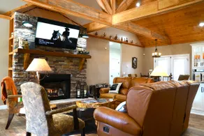 Limestone Lakehouse at the Cove - Image 5