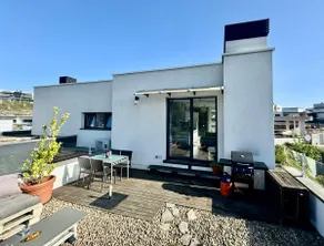 Outdoors in San Sebastián - Image 2
