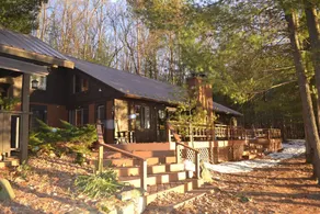 Two Lakes Lodge - Large Cozy Cabin on 2 Lakes with Private Beach and 10 acres! - Image 2