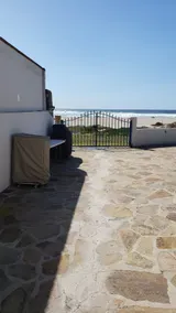 Beautiful Beach House - Image 4