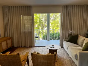 Serenity style and space in tropical surrounds - Image 4