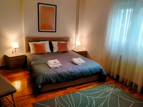 2BDR Downtown Veria Peach Blossom - Image 5