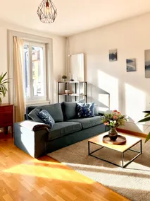 Beautiful old building apartment on the 3rd floor in the city of Bern - Image 4