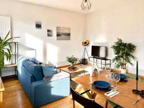 Beautiful old building apartment on the 3rd floor in the city of Bern - Image 2