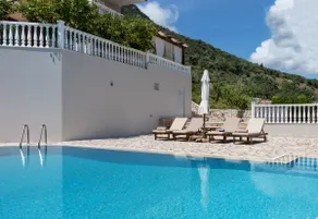 Private Villa with Private Pool & Sea Views - Image 2