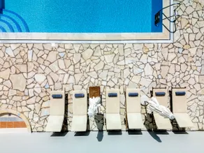 Offer for 1 Bedroom Apartment with Pool & Sea View - Image 2