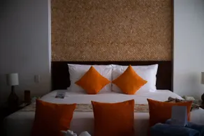 The CLIFF Beach Apartment with terrace & hot tub ! - Image 5