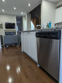 Turnkey, beautiful ravine townhouse in Toronto/GTA - Image 4