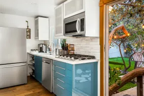 Charming 1-Bedroom Home near Downtown Culver - Image 5