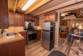 Cozy Cabin in the Woods - Image 4