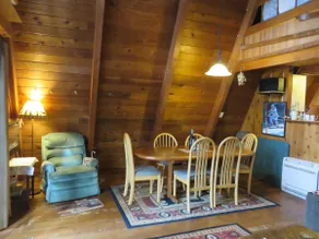 Govy Camp ”A” frame, walking distance to Skibowl a - Image 3