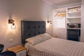 Modern loft in front of the boardwalk and the sea - Image 3