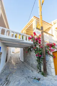 The Bridge House - Image 2