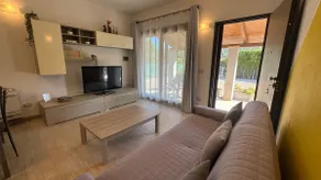E-Rado Private Apartment - Image 5