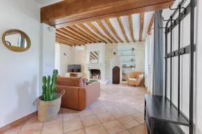 Square-bnb - Garden apartment 10 min from D - Image 4