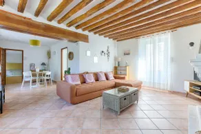Square-bnb - Garden apartment 10 min from D - Image 2