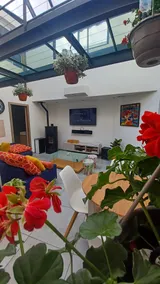 The contemporary loft planetarium in the heart of the center - Image 5