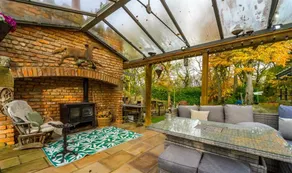 Fitzys Coach House - Wellness Retreat - Image 2