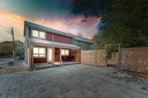The Carriage House - Unit 1 - Image 3