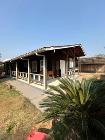 Beautiful House. Central Neighborhood. Pool/Barbecue. - Image 2