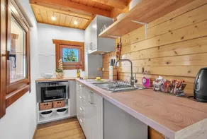 Cottage for up to 8 people with private wellness - Image 5