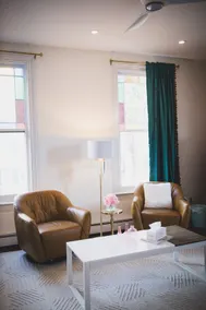 Luxury Suite Downtown Abingdon VA - Image 3