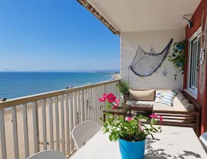 Beach & Sun ·Panoramic Views ·Perfect for Families - Image 3