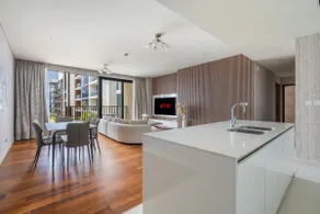 Stunning Getaway Apartment in Dubai City Walk - Image 5