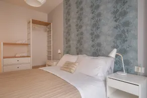 Bologna House Due Torri Apartment - Image 5