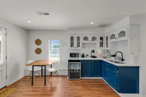 Baker Cottage - Luxury Downtown - Image 5