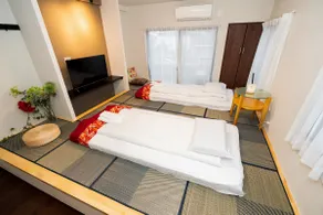 Kamiitabashi Guesthouse. 10 minutes by direct train to Ikebukuro Station, 9 minutes on foot from Kamiitabashi Station. Family apartment 45 - Image 2