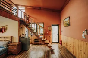 Lakeside House - Image 5
