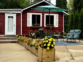 Dakota's Como Cottage - Image 2