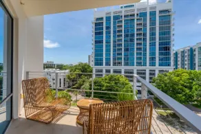 Beautiful Downtown Condo 1/1 - Image 5