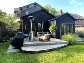Antique Uptown Charmer w/ Five-Star Modern Kitchen - Image 2