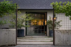 The Green Door PDX: A European Inspired Cottage. - Image 2