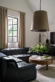 The Green Door PDX: A European Inspired Cottage. - Image 4