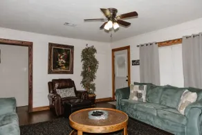 Ivy's Place - Image 3