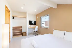 Monty 4Bdrm Chalet Hirafu - Image 4