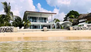 Beachfront Stay • Pool • Sea View • 2BR Apartment - Image 5