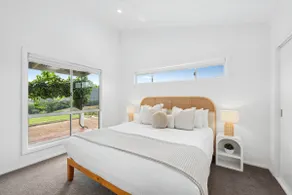 Private cottage with spectacular views - Image 3