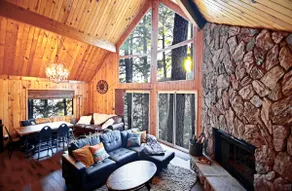 A-frame modern cabin, tree top lake view fireplace - Image 5
